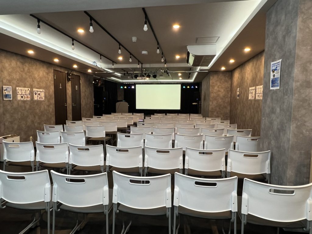 なにわGROWUPはトークイベントの開催におすすめレンタルスペース